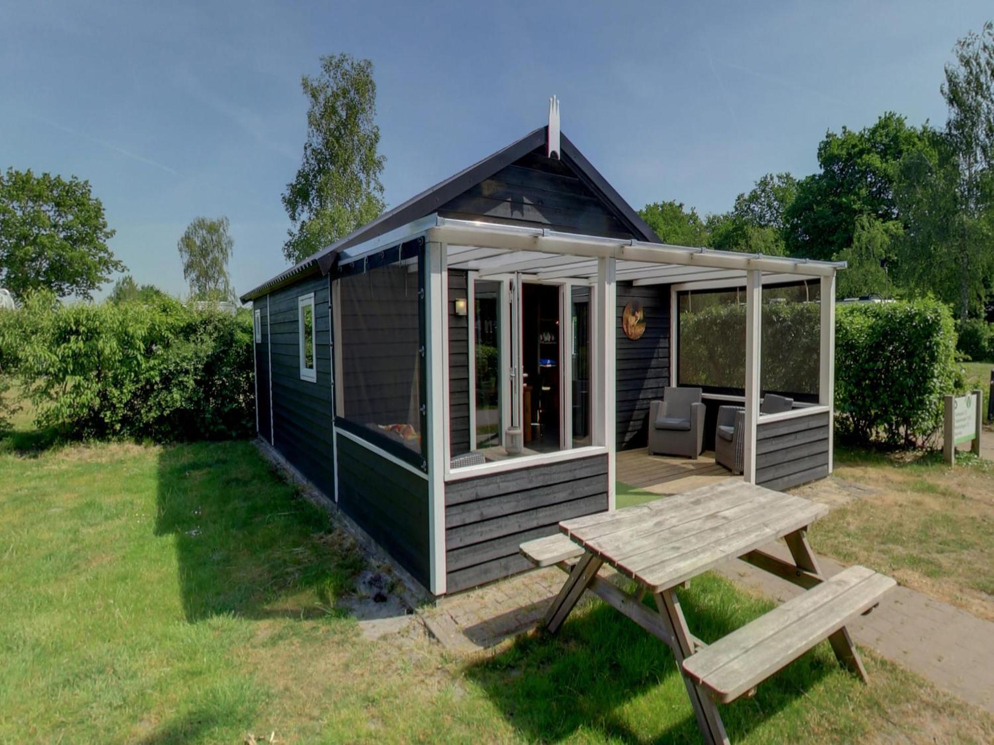 Chalet With Dishwasher, In Natural Environment IJhorst Bagian luar foto